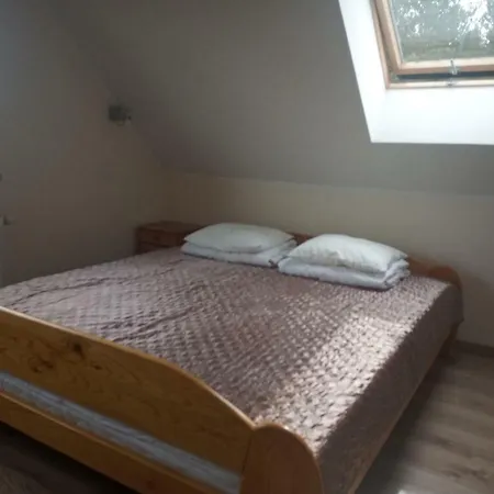 Dom Lech Kaszuby Do 8 Os. Hébergement de vacances